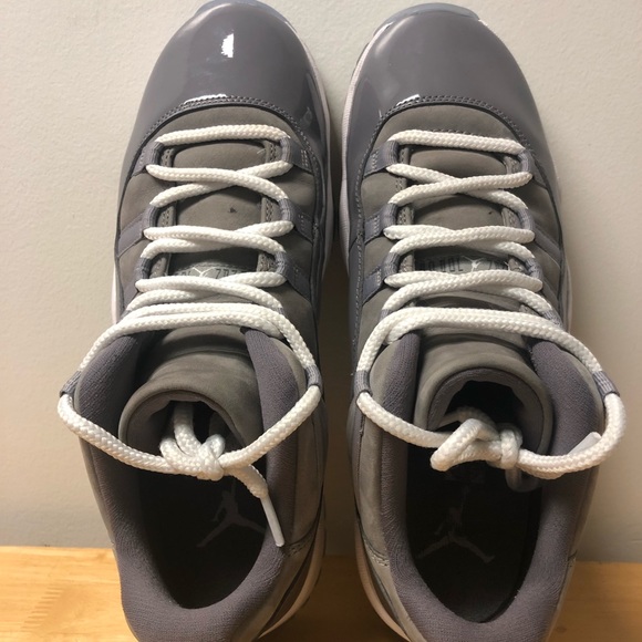 Jordan Cool Grey 11’s - Picture 5 of 8